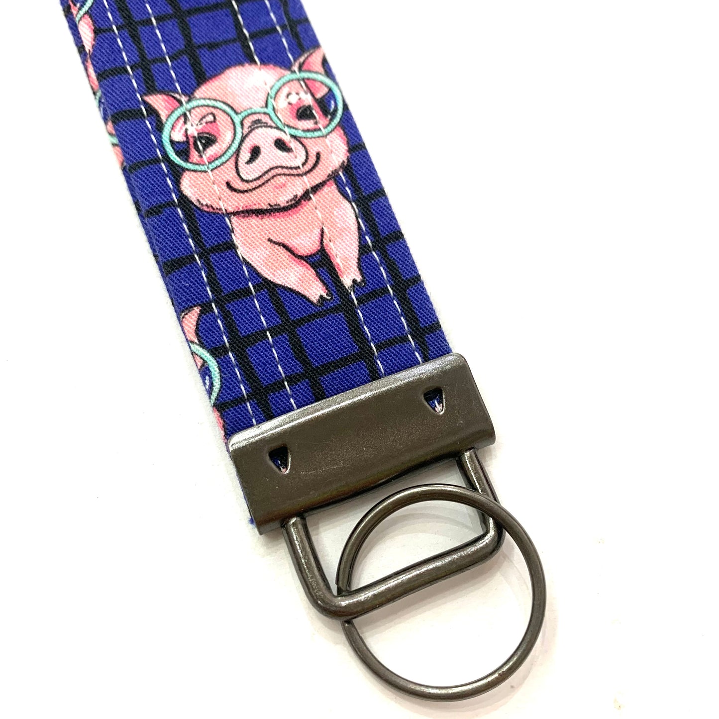 OH SEW ROSY: KEY FOBS/WRISTLET- GEEKY PIGGY