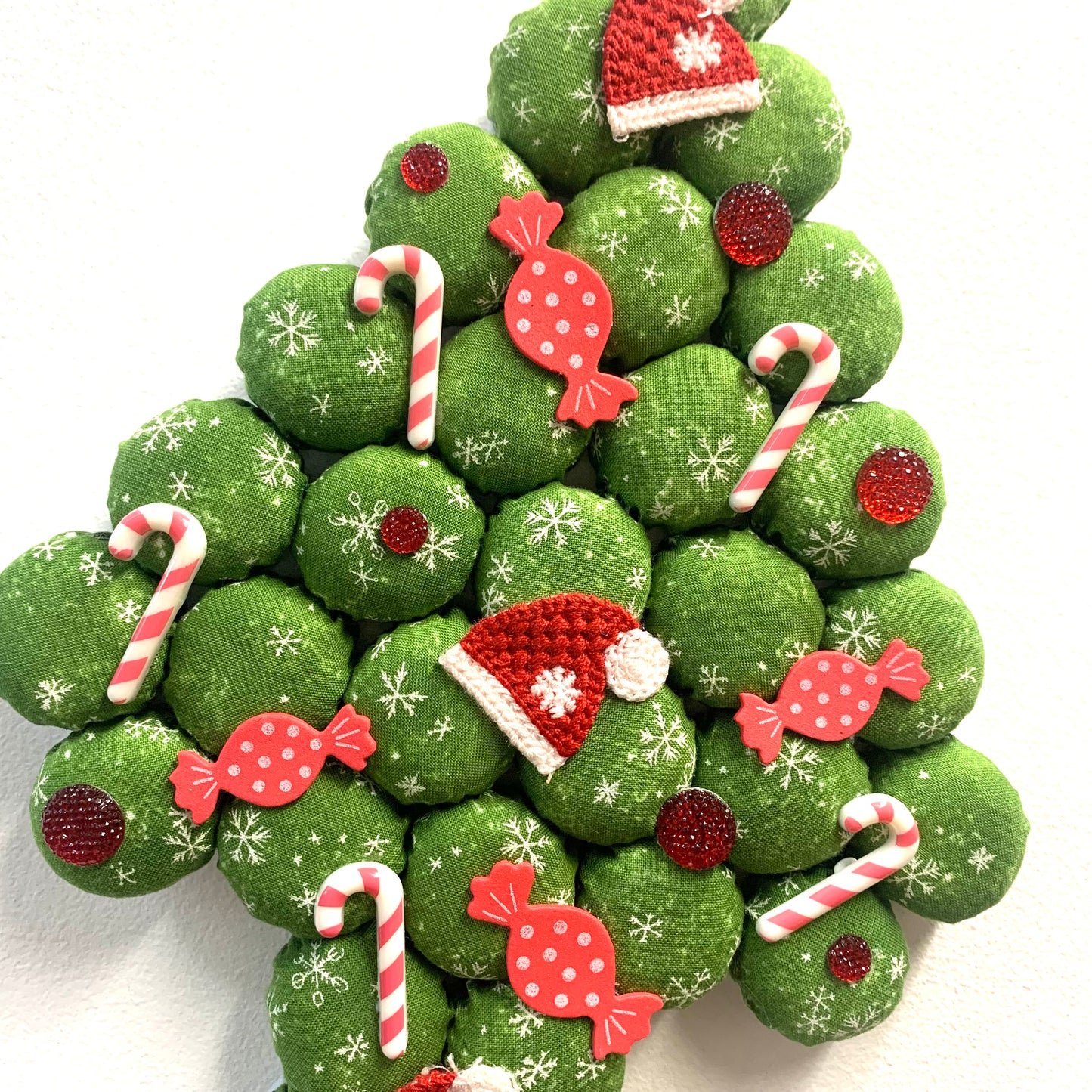 MAKIN' WHOOPEE- Small Bottle Top Christmas Tree Wall Hanging- Christmas Sweets on Green