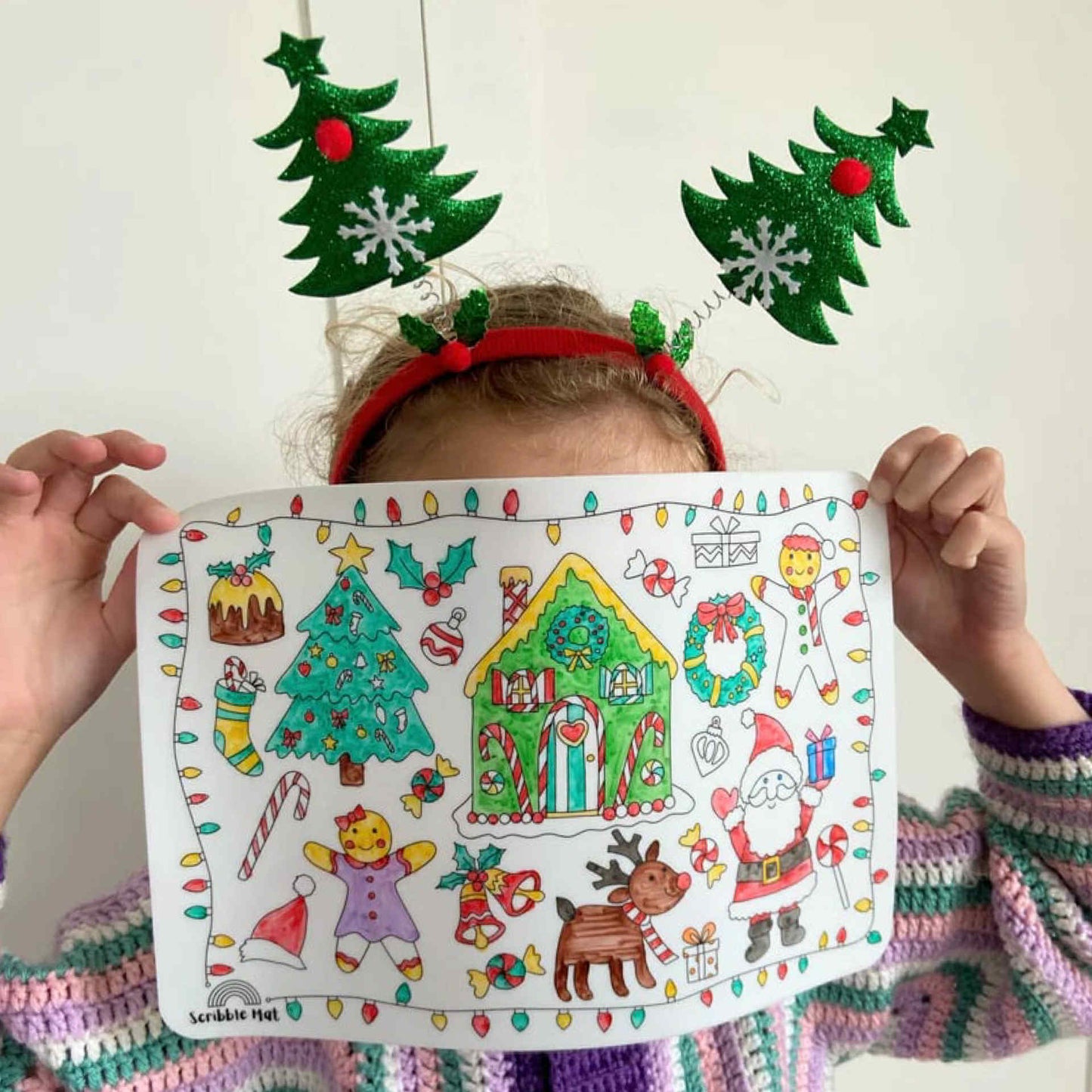 SCRIBBLE MAT- ORIGINAL- Christmas Cracker Reusable Scribble Mat- 3 Pens