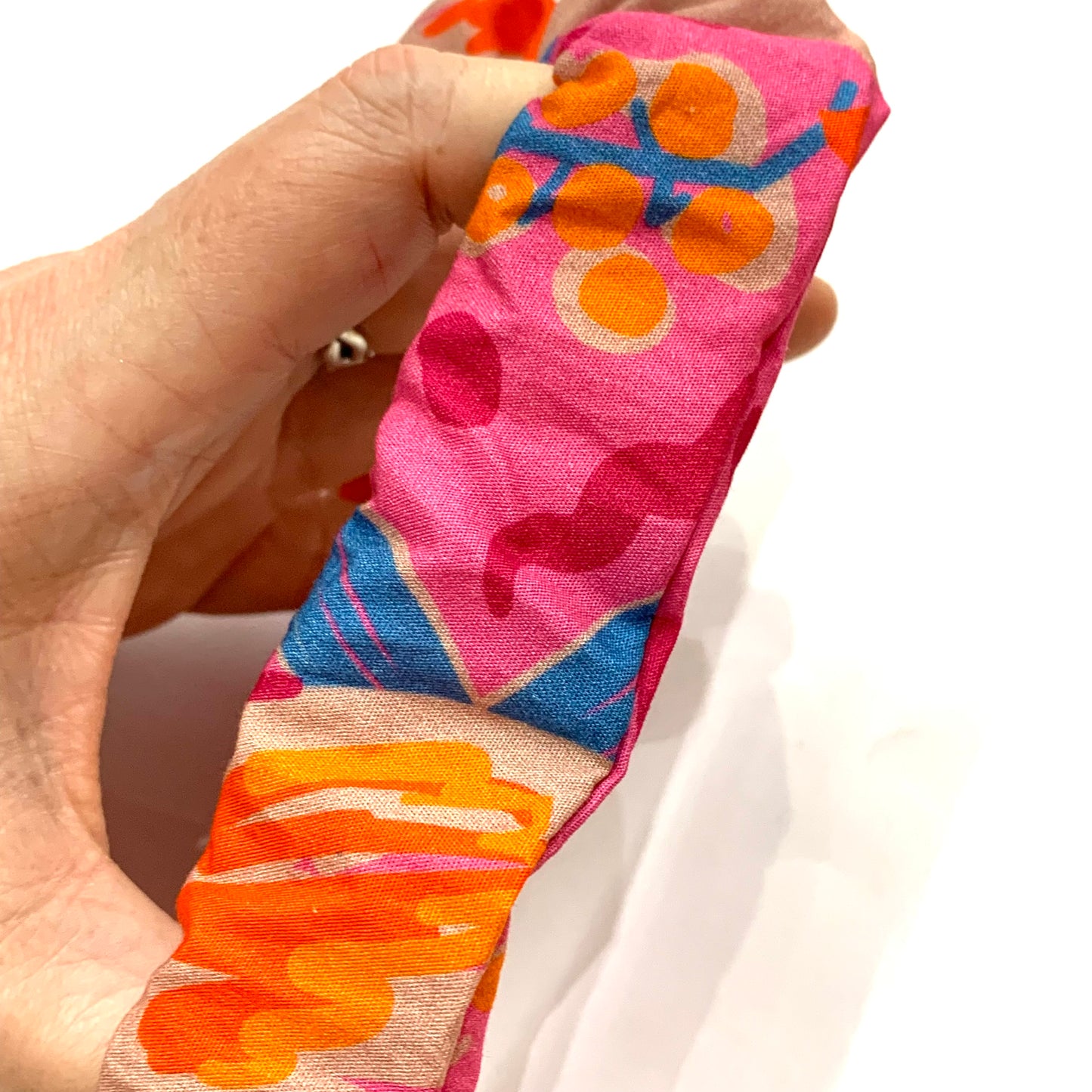 MAKIN' WHOOPEE - "Major Mitchells" REGULAR SCRUNCHIES