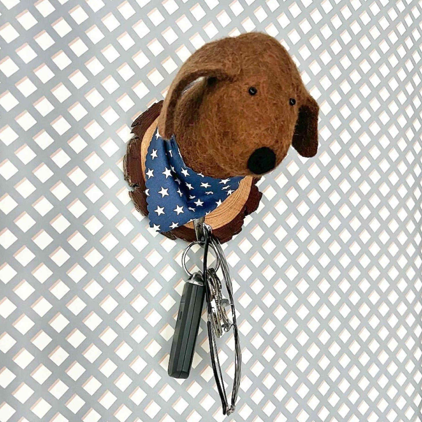 HOME DWELLER - Cioccolato - Doggy Wall Decor Hook