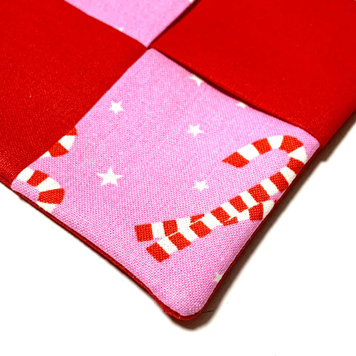 MUMMA WHOOPEE- SINGLE CHRISTMAS WINE GLASS SLIPPER/COASTERS- Candy Cane Lane and Red