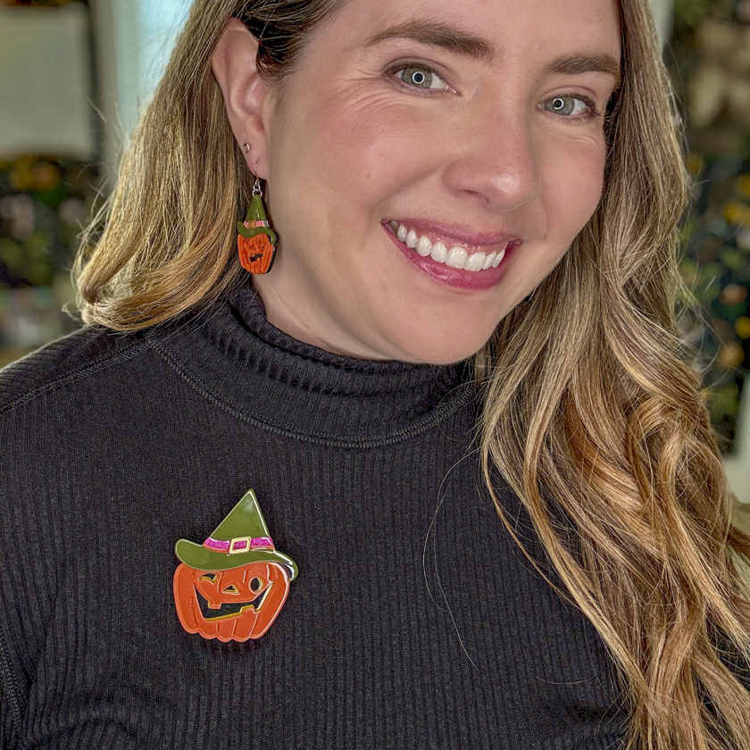 ERSTWILDER - "Witch O'Lantern Brooch" - HAUNTED AT HEART- HALLOWEEN COLLECTION