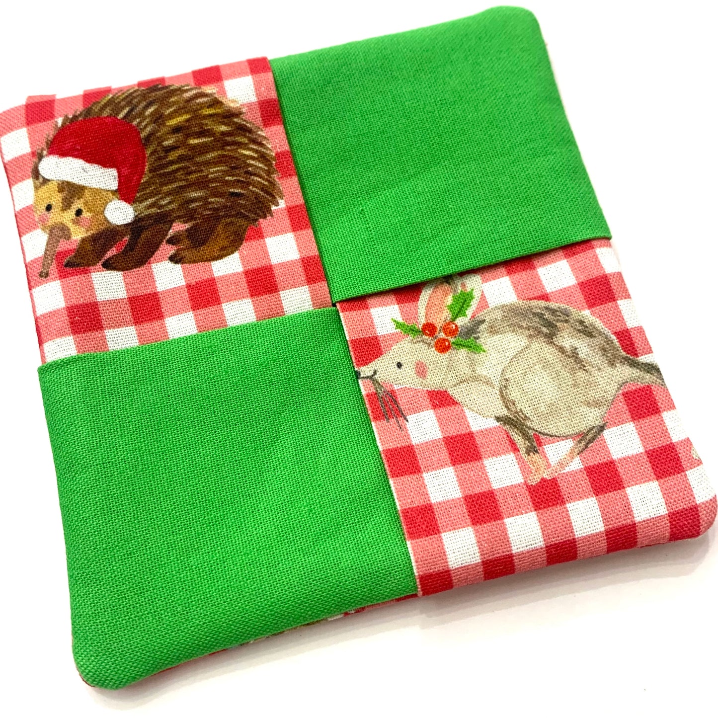 MUMMA WHOOPEE- SINGLE CHRISTMAS WINE GLASS SLIPPER/COASTERS- Aussie Christmas Picnic & Green