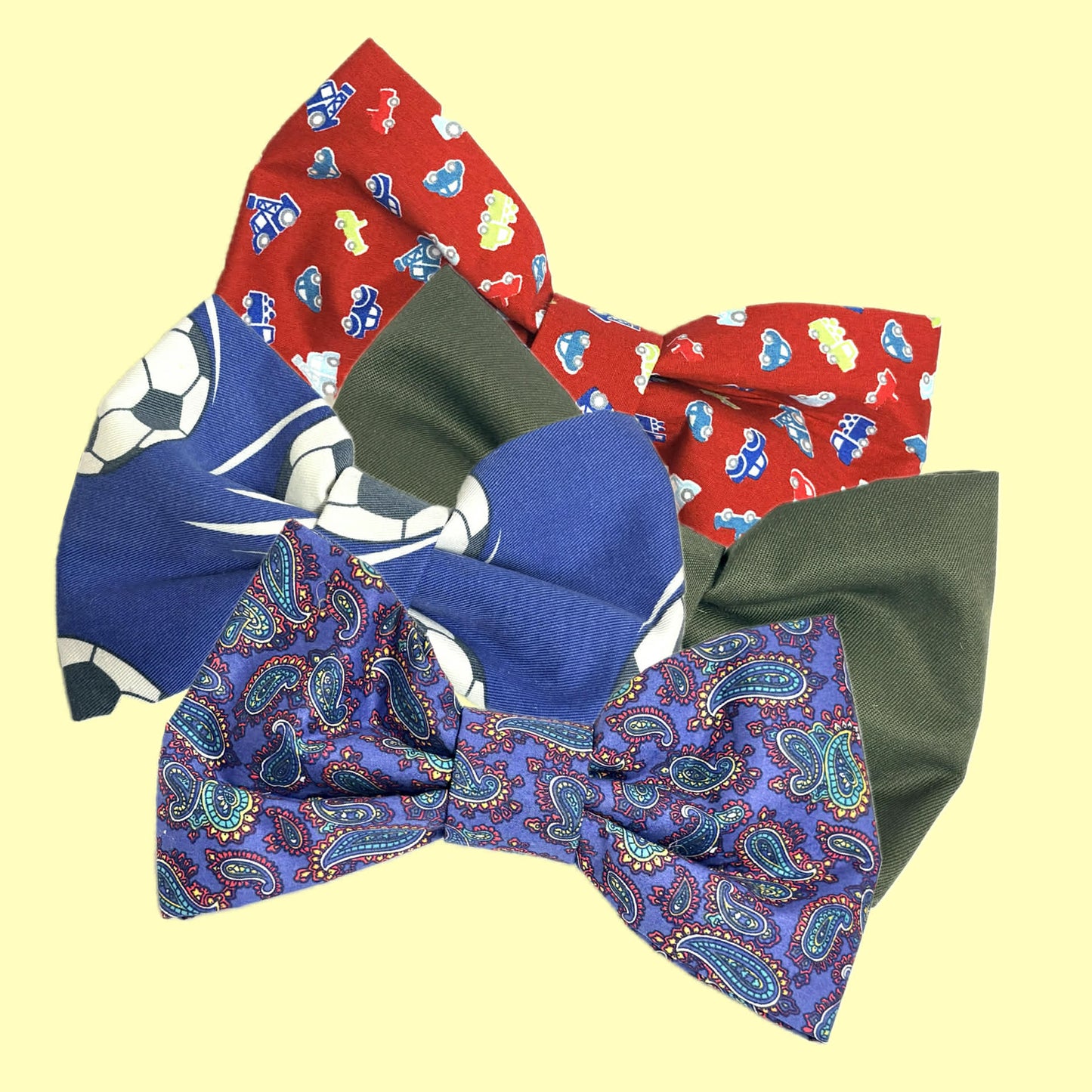BEAUS AND BANDITS - DOGGY BOW TIE - BEEP BEEP - LARGE