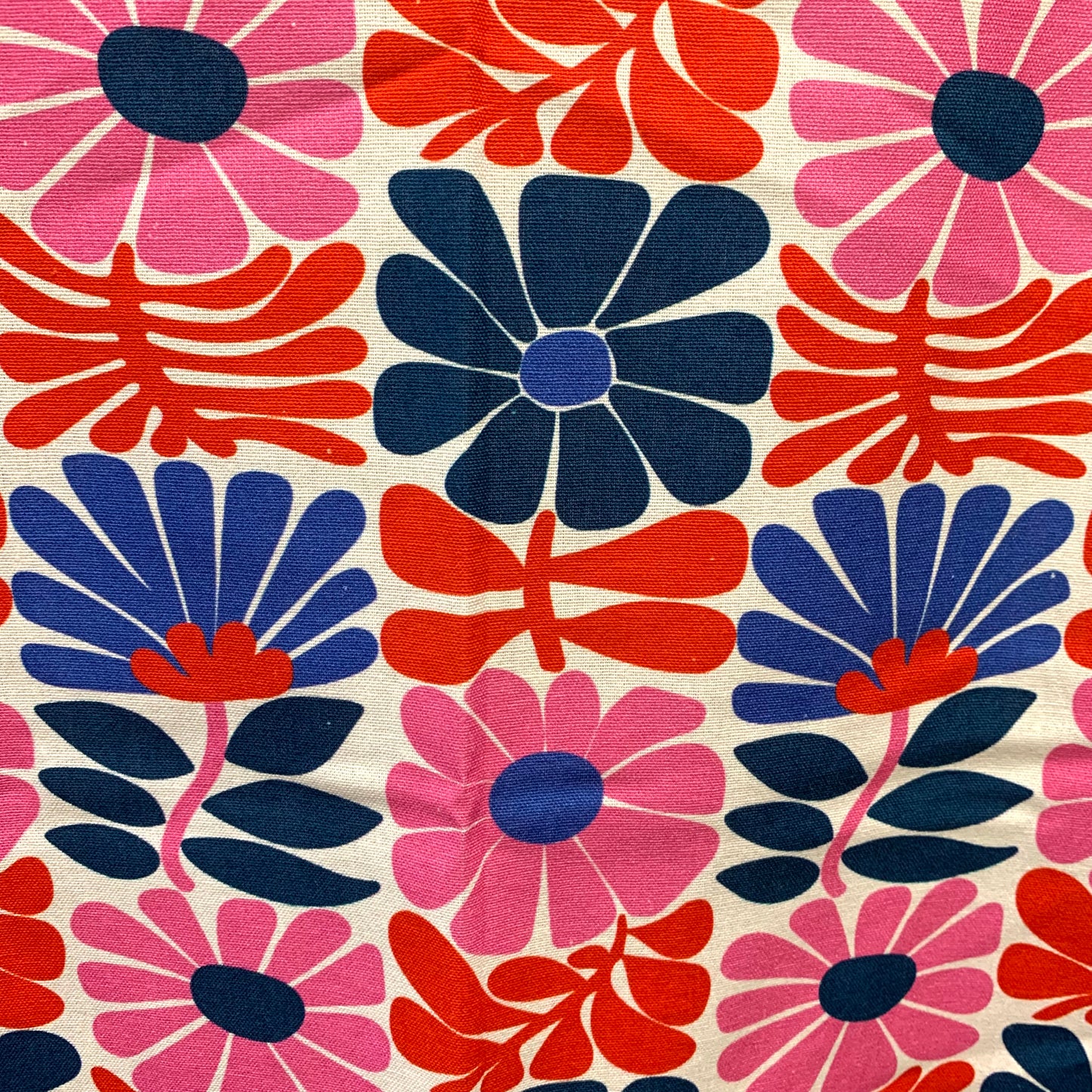 MUMMA WHOOPEE- "Folky Flowers" APRON- Jocelyn Proust Fabric