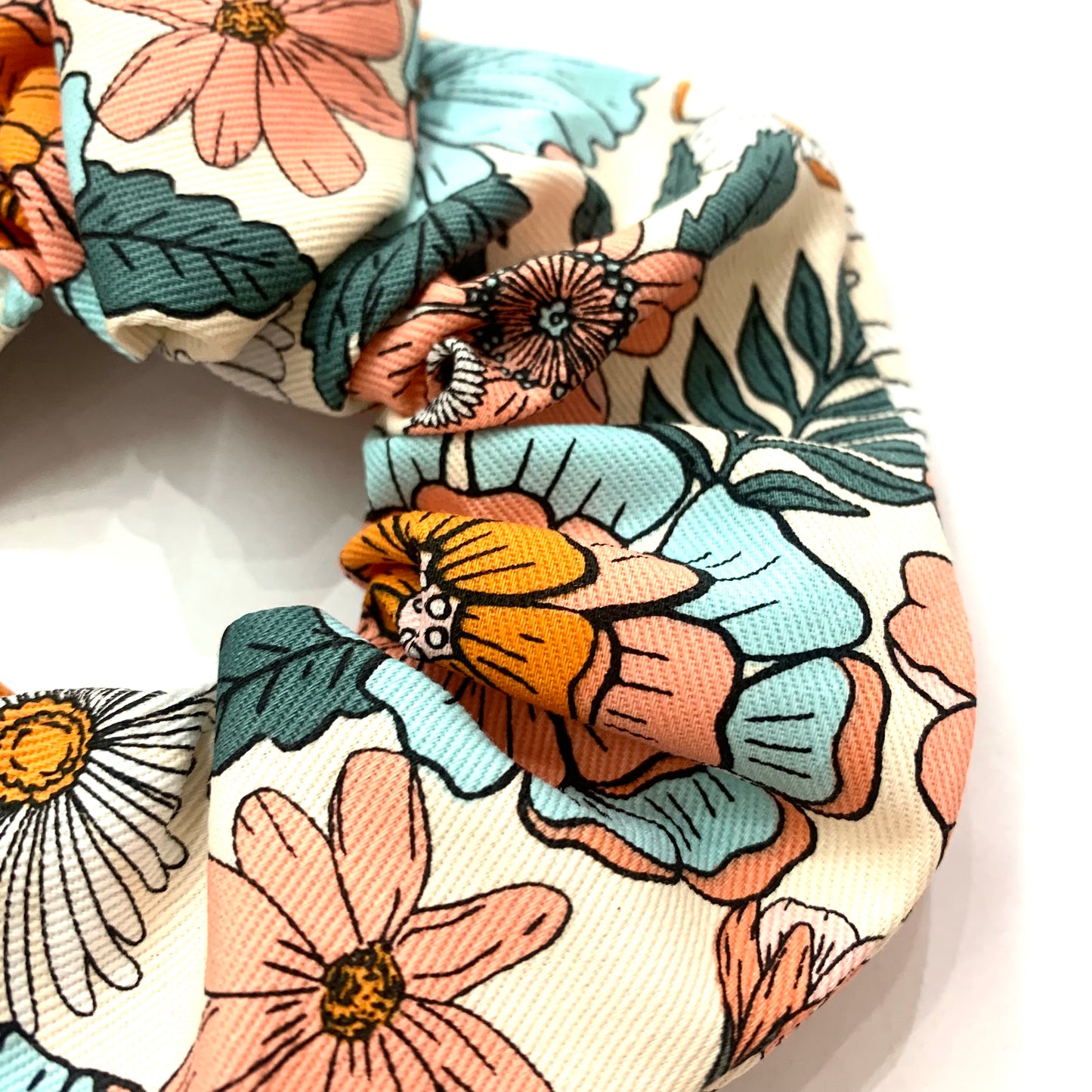 MAKIN' WHOOPEE - JUMBO "Summer Garden" SCRUNCHIES