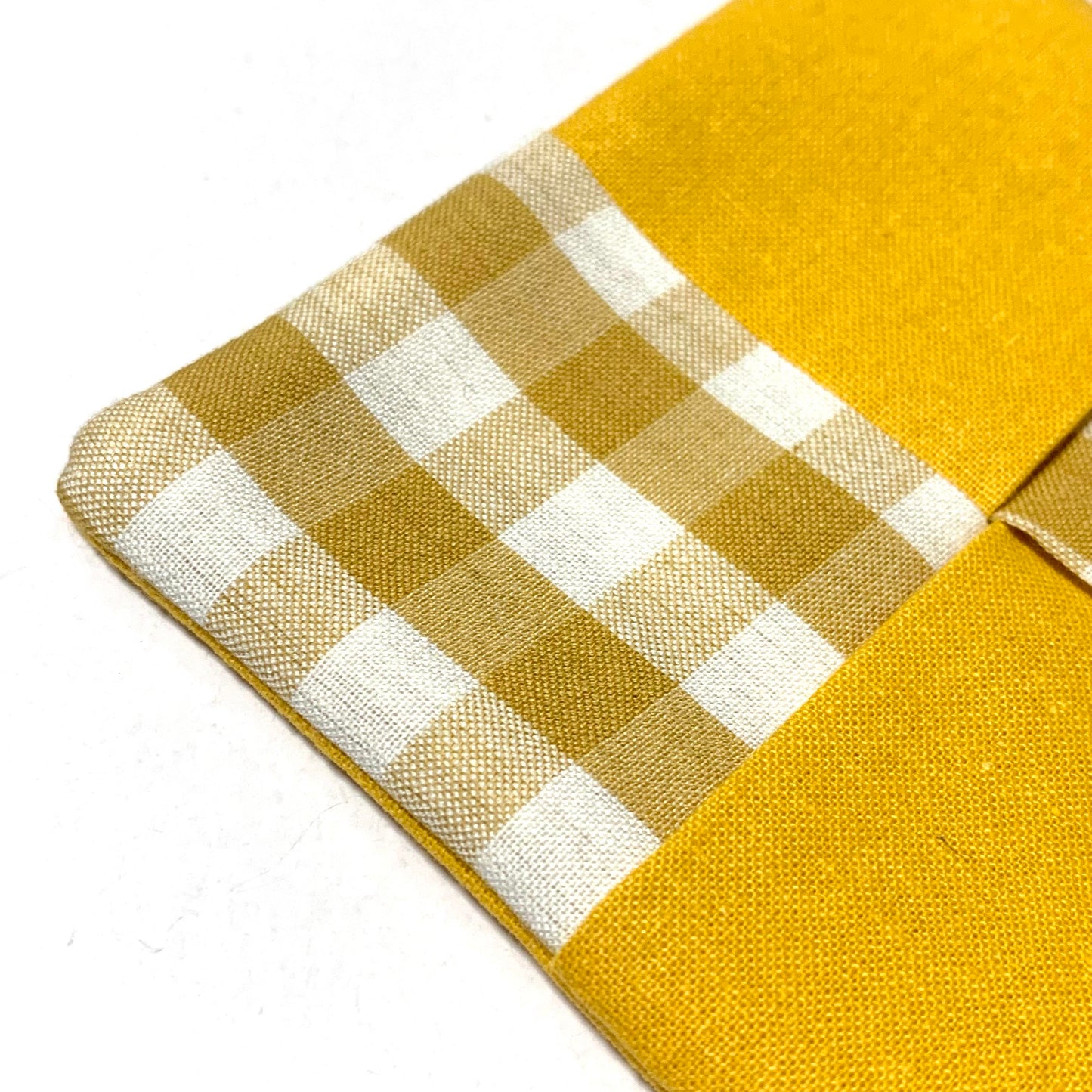 MUMMA WHOOPEE- SINGLE WINE GLASS SLIPPER/COASTERS- Mustard Gingham