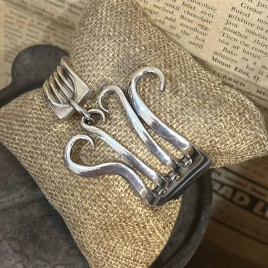 MOLLY MADE- "Triumph Fork" Cutlery Bracelet