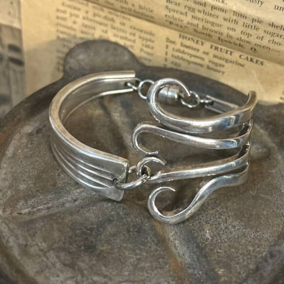 MOLLY MADE- "Triumph Fork" Cutlery Bracelet