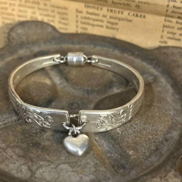MOLLY MADE- "Angora Heart" Cutlery Bracelet
