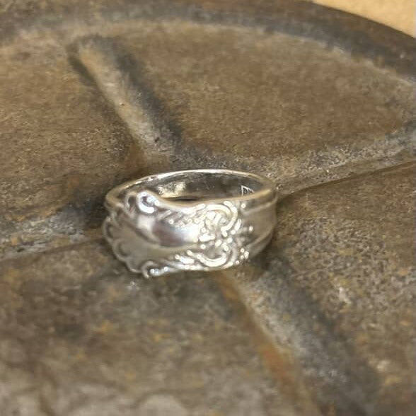MOLLY MADE - "Pitcher"- Silverware Ring