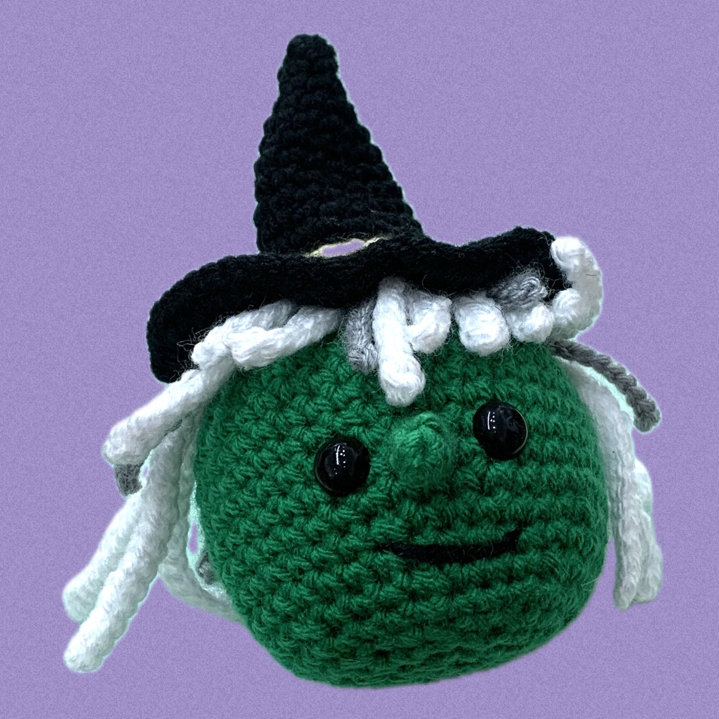 BEAKNITS- CROCHETED HALLOWEEN WITCH