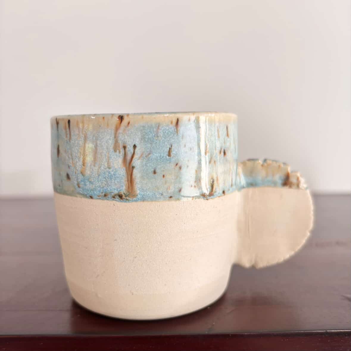 POTTERESS BY ALICIA - Tea Cup with Round Handle, Blue - Medium