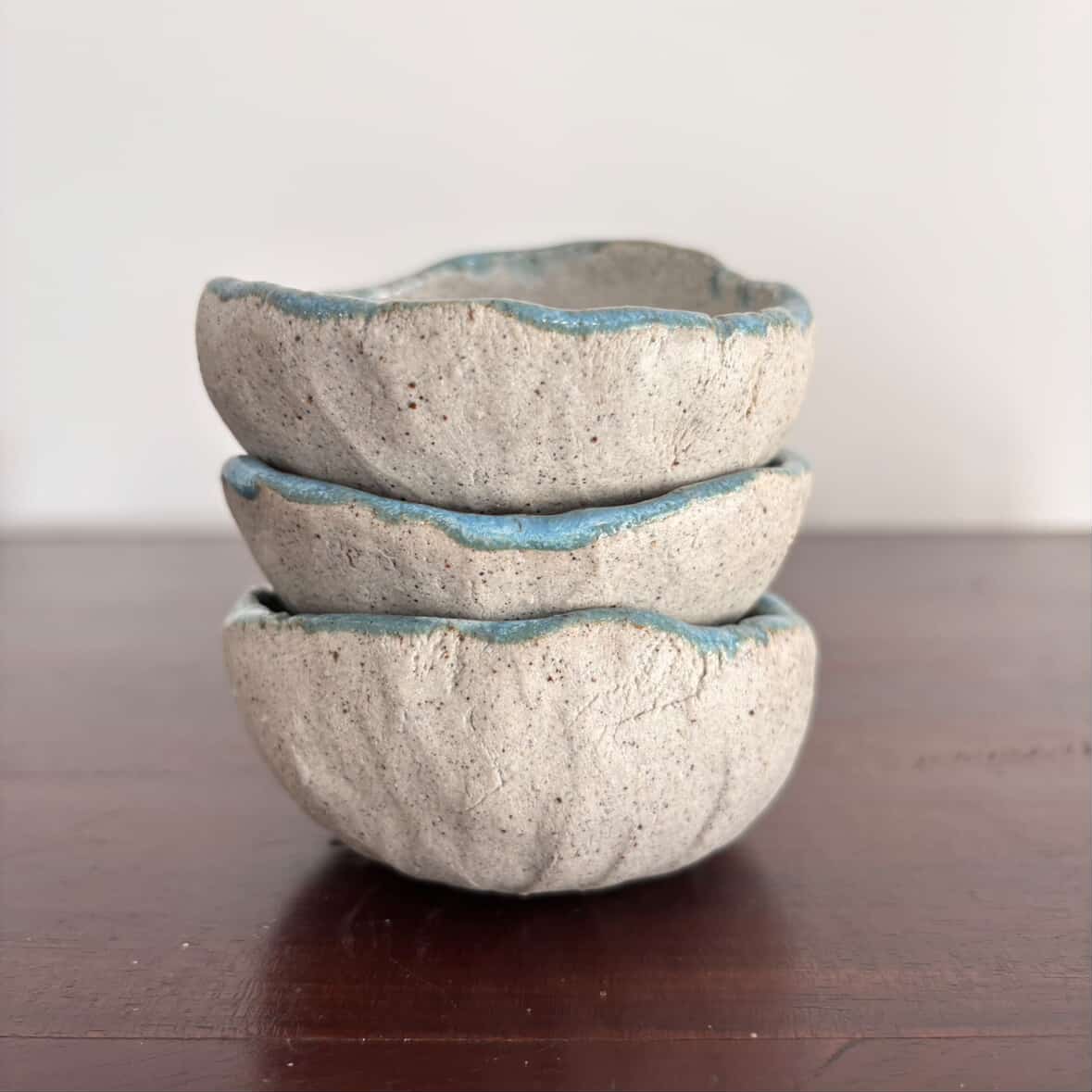 POTTERESS BY ALICIA - Small Bowl Sets- Grey Clay, Light Blue rim, Speckled blue dots