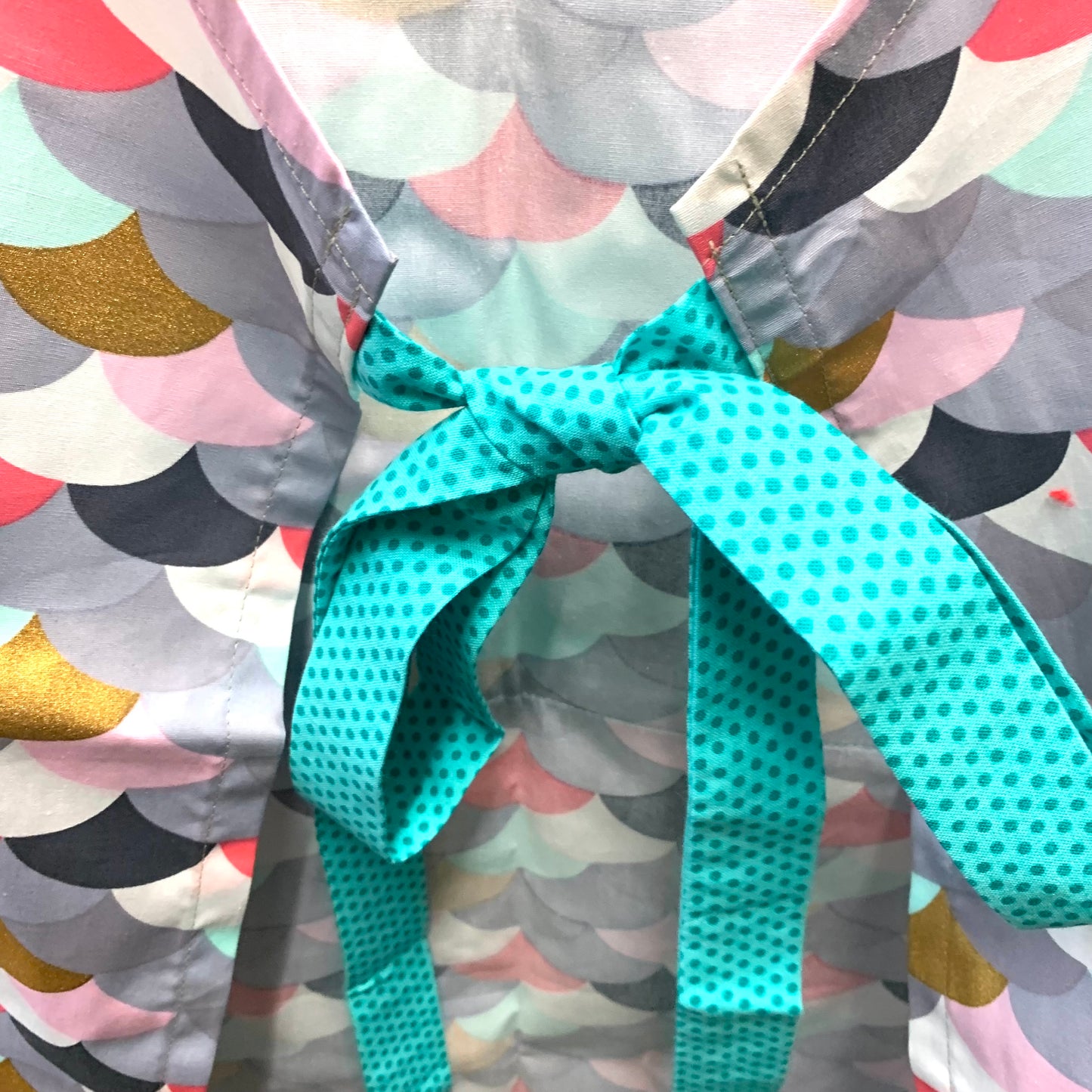 MUMMA WHOOPEE - "Scalloped" APRON