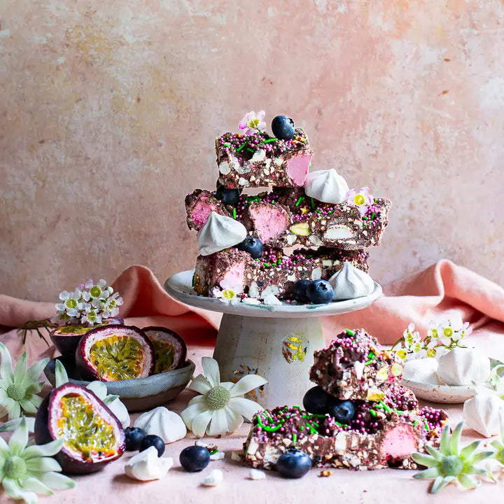 PEBBLY PATH- "Pavlova Parkway" Christmas Rocky Road Chocolate Bar