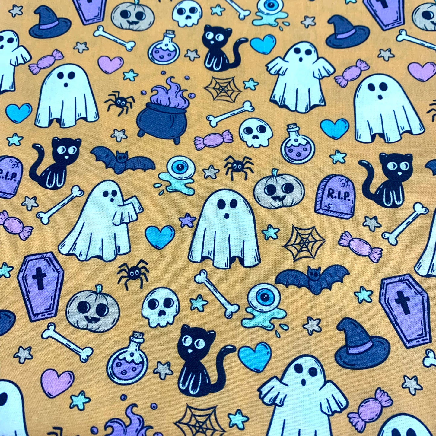 MUMMA WHOOPEE - "Spooky Cute" HALLOWEEN APRON