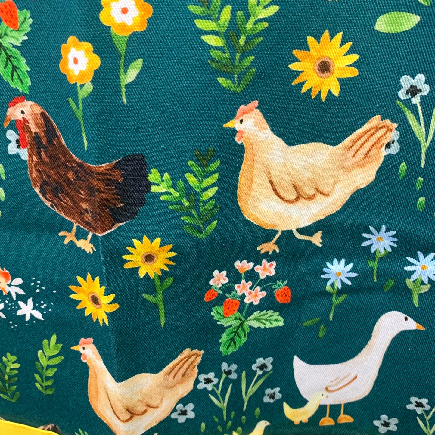 MAKIN' WHOOPEE - "Chickens & Ducks" APRON