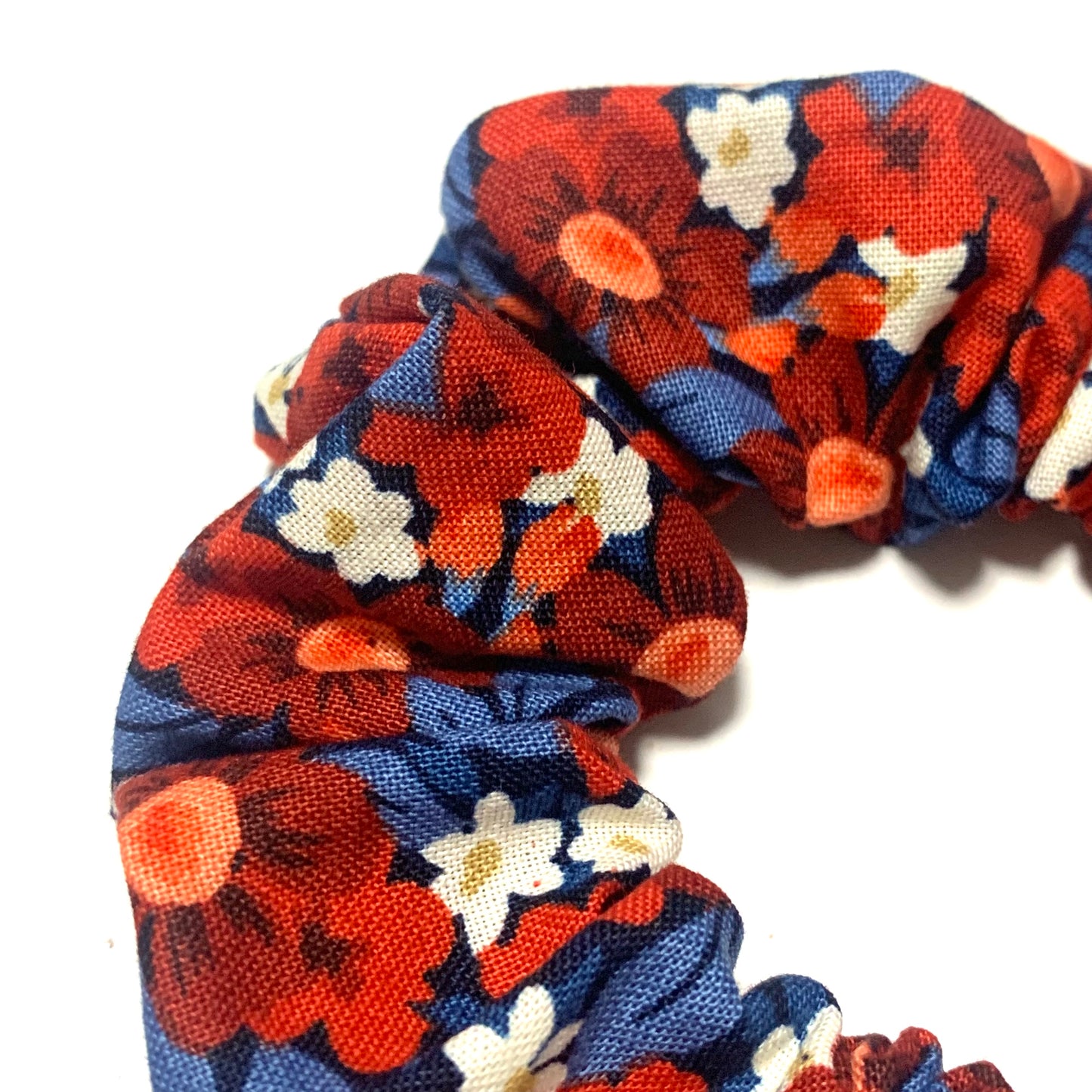 MUMMA WHOOPEE - Blue & Red Floral- REGULAR SCRUNCHIES