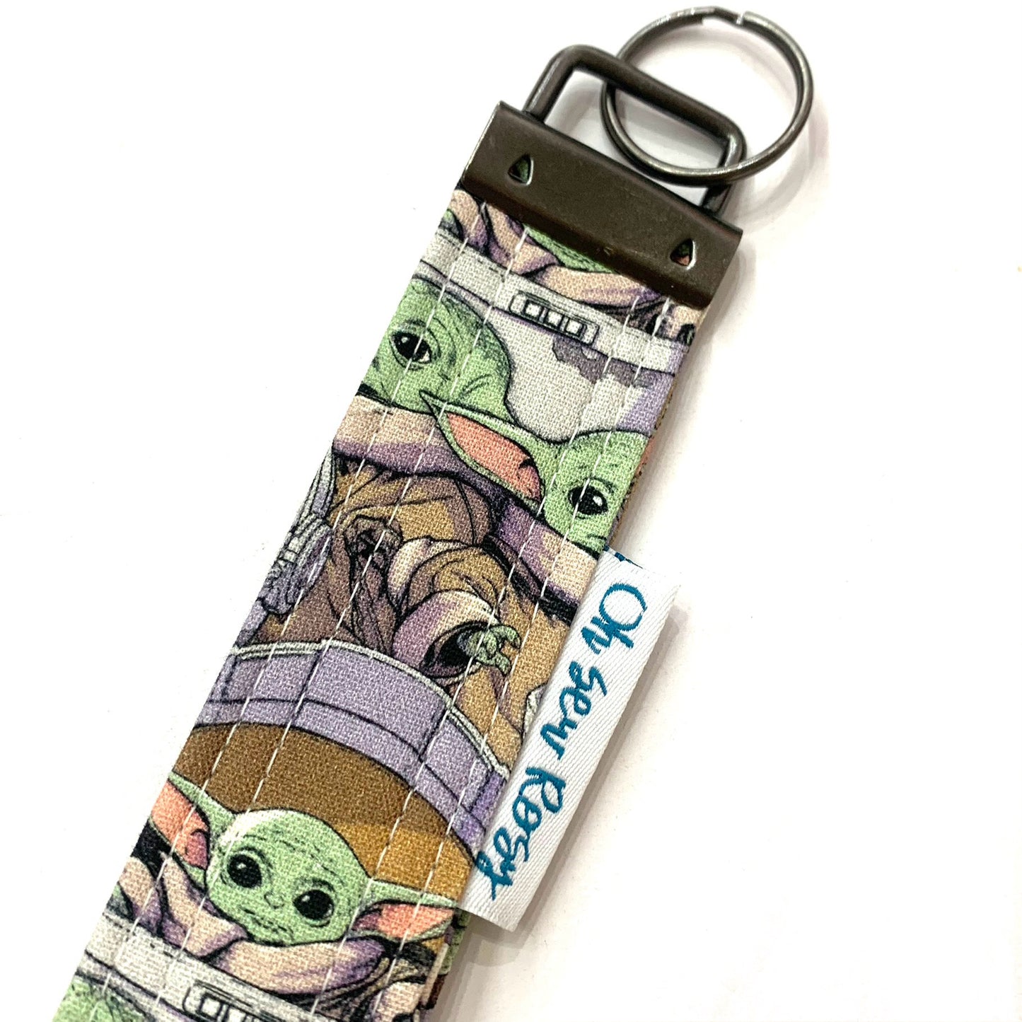 OH SEW ROSY: KEY FOBS/WRISTLET- GROGU (MANDOLORIAN / STAR WARS)