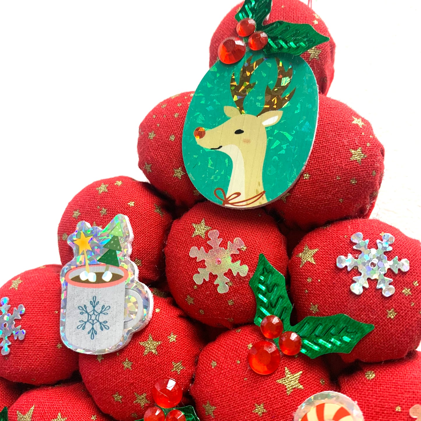 MAKIN' WHOOPEE- Small Bottle Top Christmas Tree Wall Hanging- Red Merry Christmas