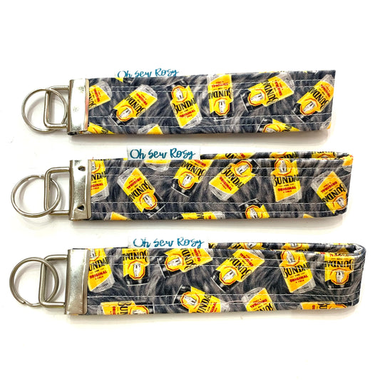 OH SEW ROSY: KEY FOBS/WRISTLET- BUNDY GREY