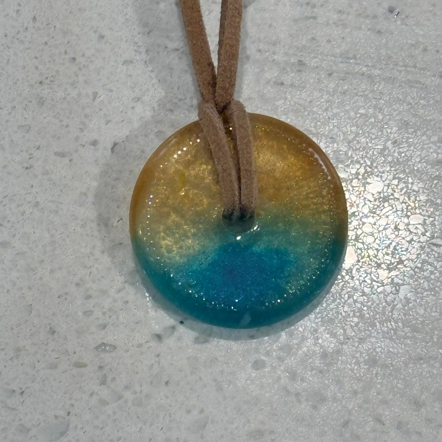 BRENDA STONE ART - Round Ocean Pendant Suede 1
