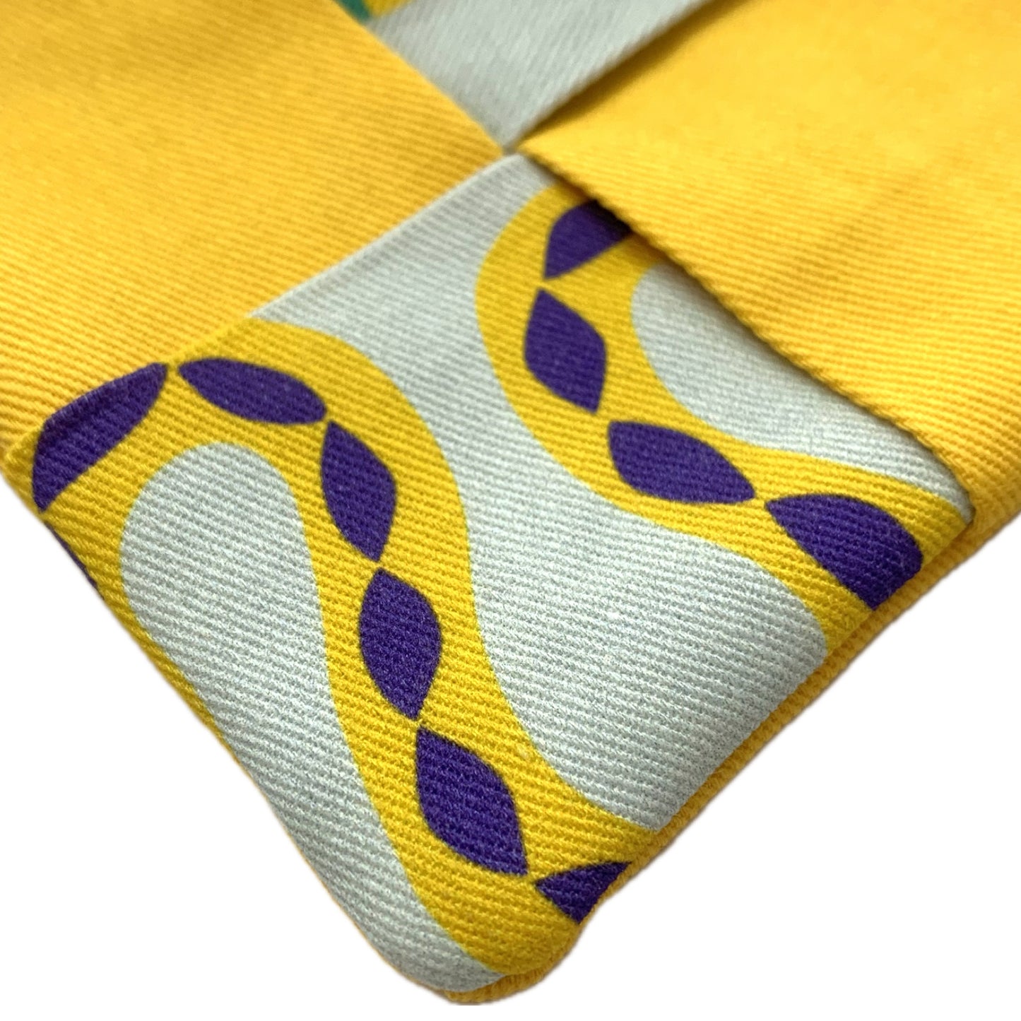 MAKIN' WHOOPEE- SINGLE WINE GLASS SLIPPER/COASTERS- Funky Snakes with Yellow