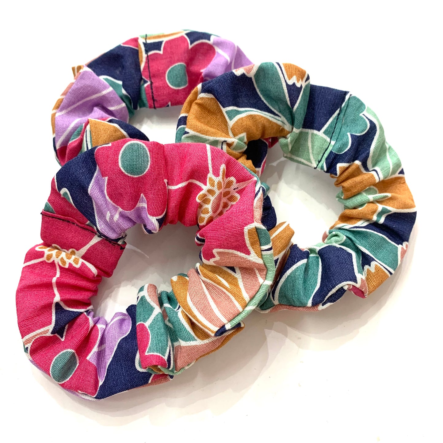 MAKIN' WHOOPEE - REGULAR "Erica Floral" SCRUNCHIES