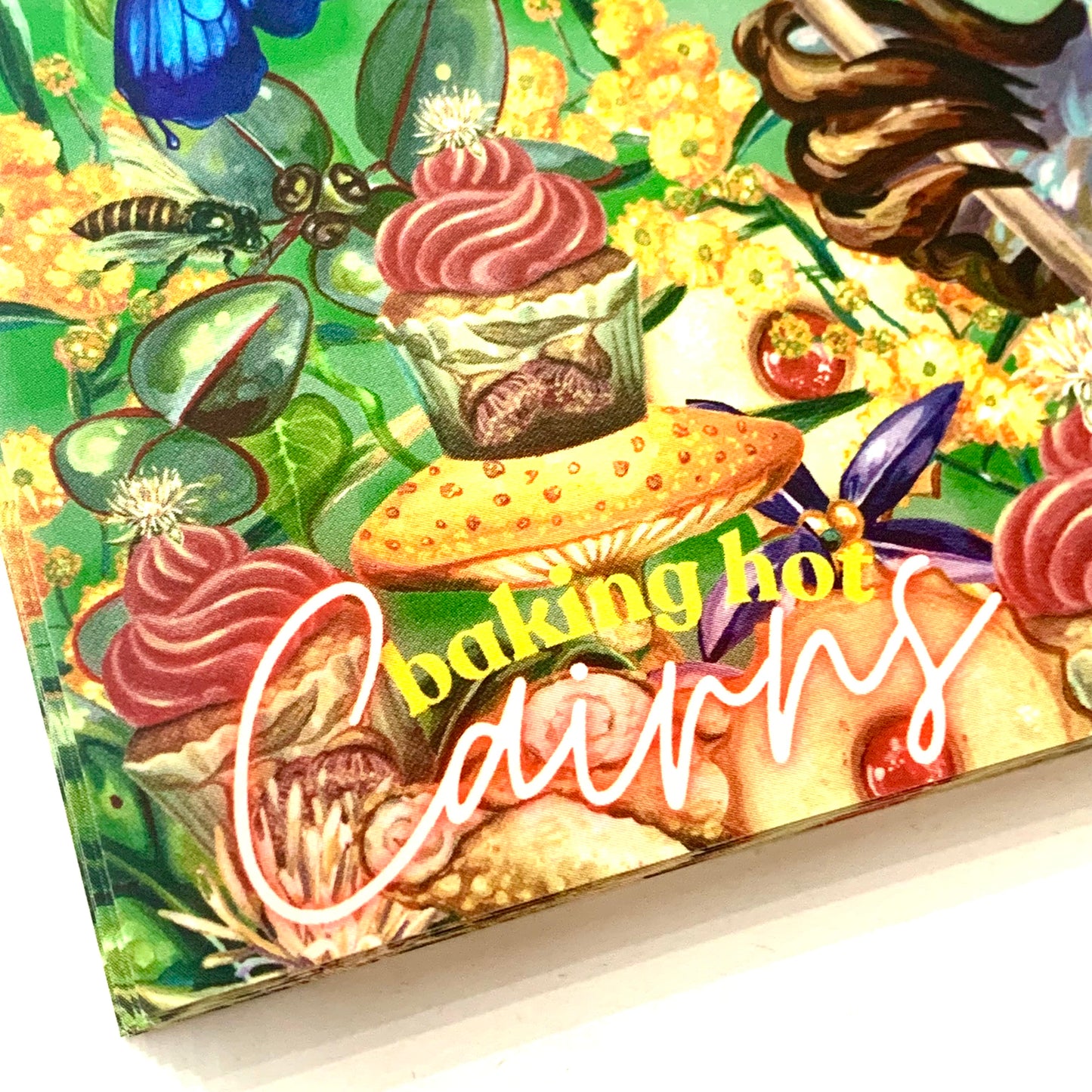 HAYLEY GILLESPIE - "BAKING HOT CAIRNS" POSTCARD