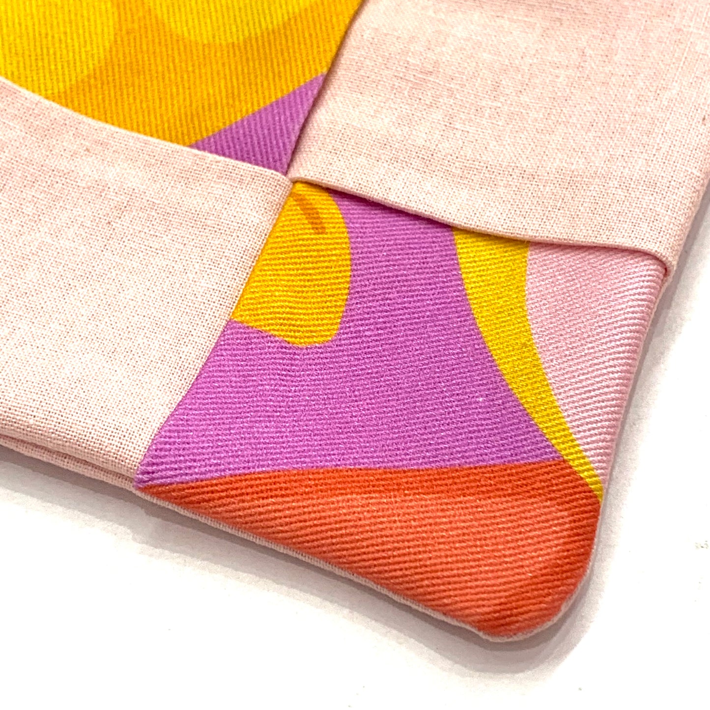 MUMMA WHOOPEE- SINGLE WINE GLASS SLIPPER/COASTERS- Juicy & Pink