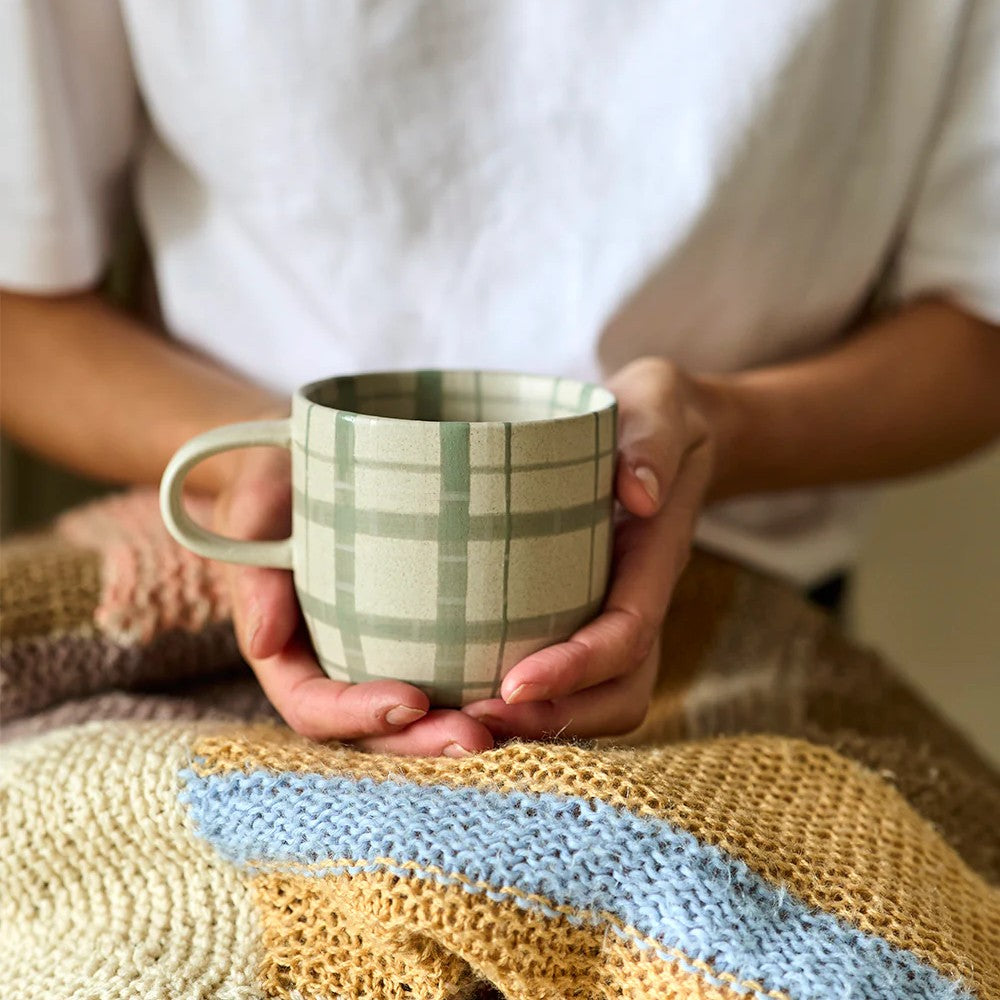 ROBERT GORDON POTTERY - Cat's Pyjamas Mug- Duck Egg Check