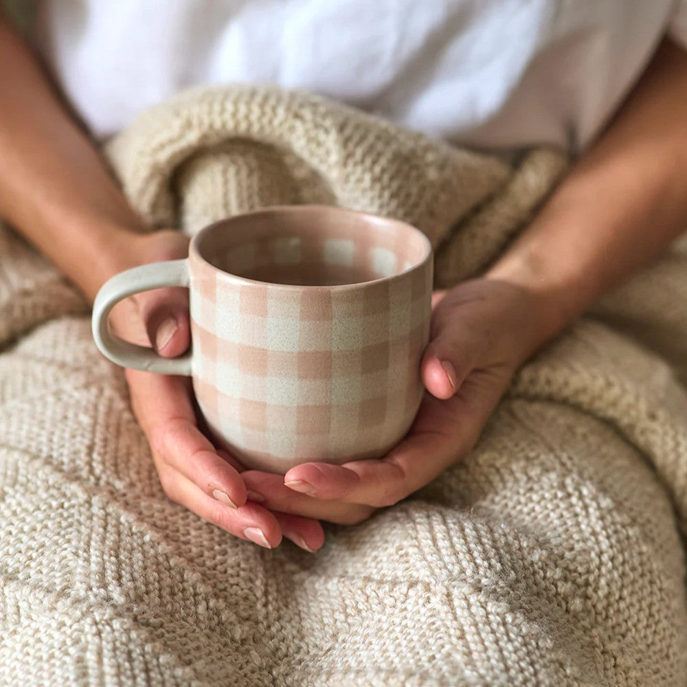 ROBERT GORDON POTTERY - Cat's Pyjamas Mug- Soft Terracotta Check