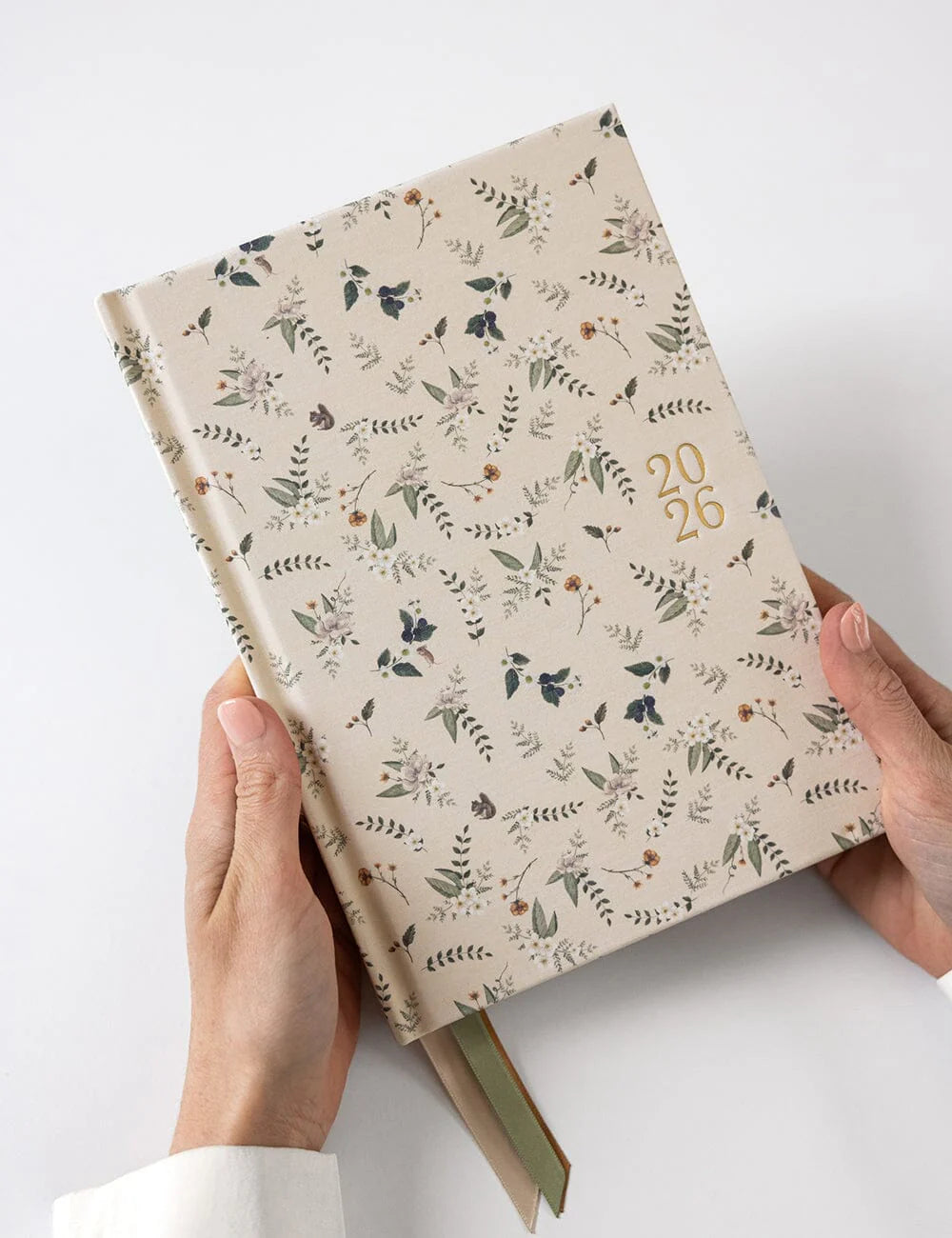 BESPOKE LETTERPRESS - 2026 Desktop Linen Bound Planner - Button Fern