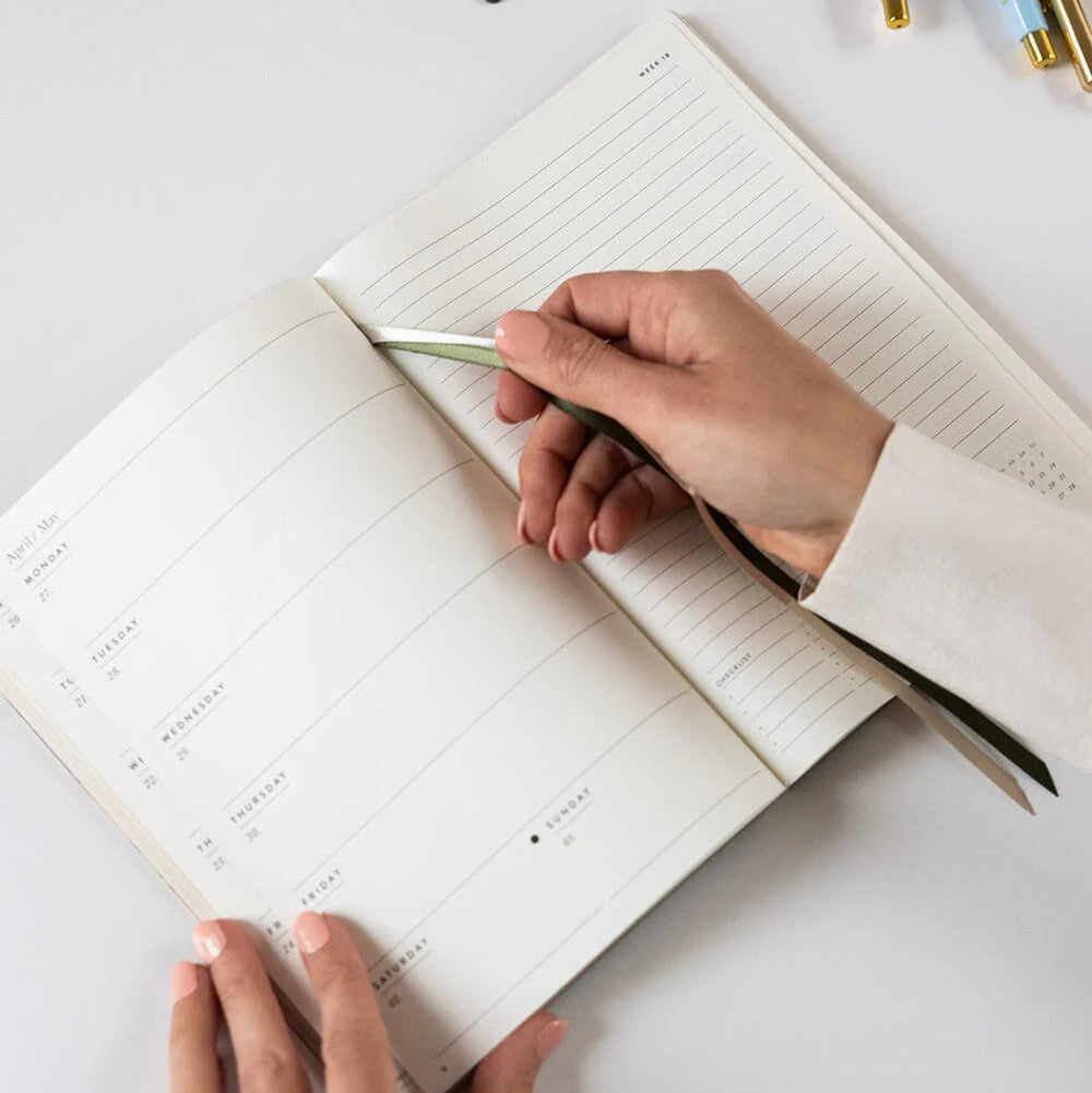 BESPOKE LETTERPRESS - 2026 Weekly Planner Notebook - Fairy Wren