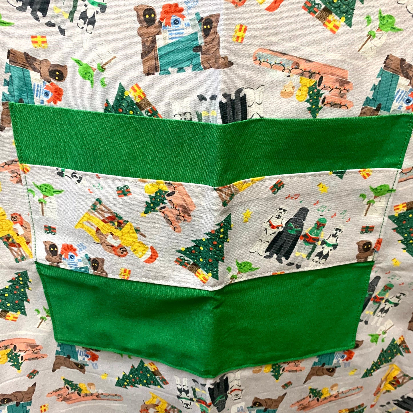 MUMMA WHOOPEE - "STAR WARS" Christmas Apron