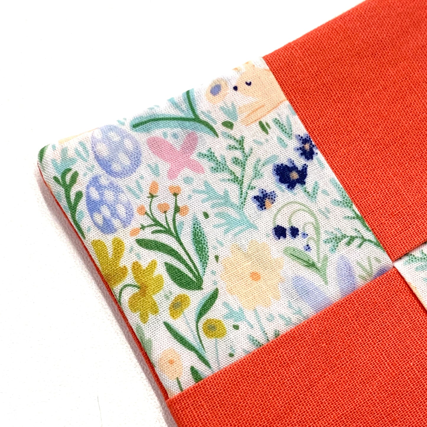 MAKIN' WHOOPEE- SINGLE WINE GLASS SLIPPER/COASTERS- Bunny Meadow & Peachy Orange