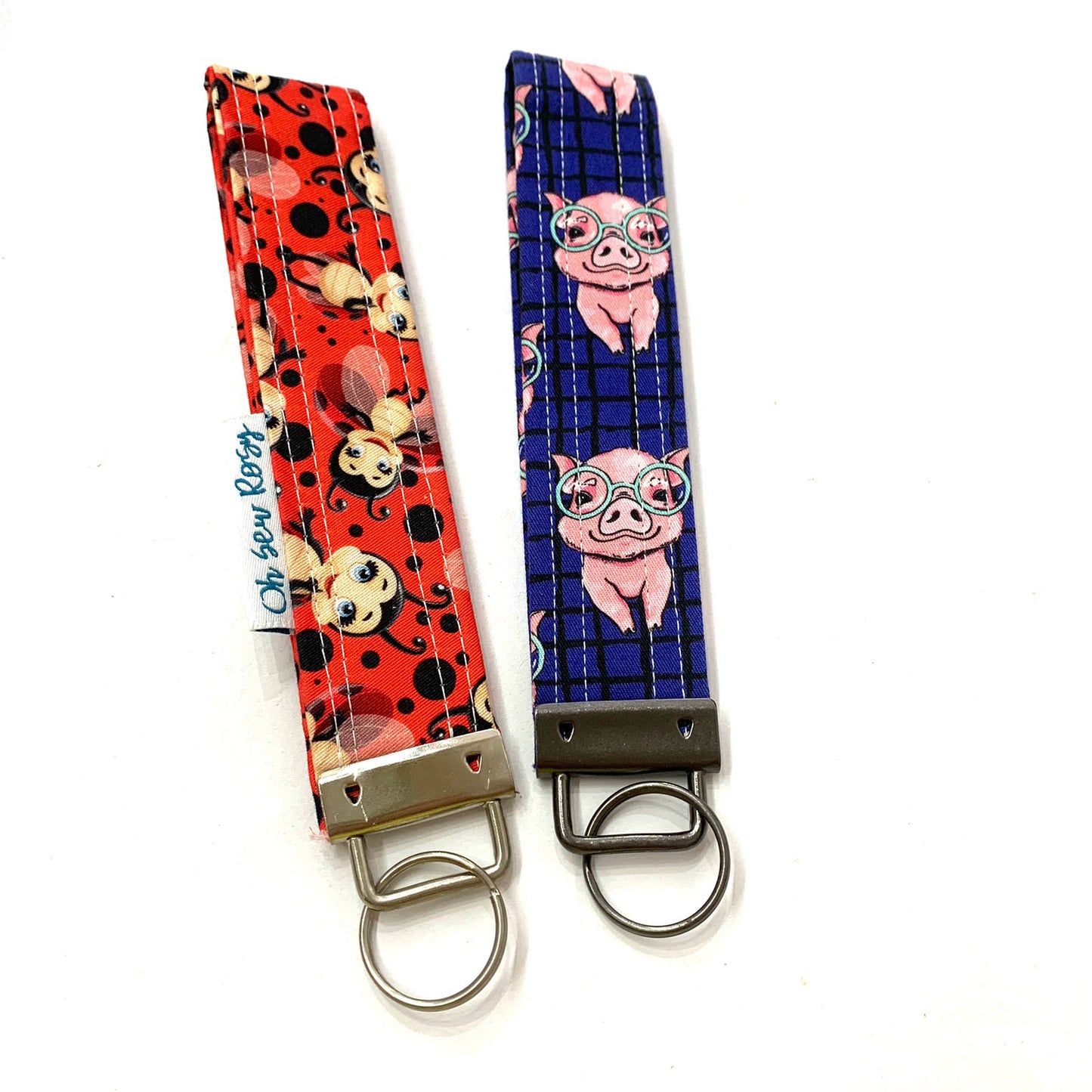 OH SEW ROSY: KEY FOBS/WRISTLET- GEEKY PIGGY