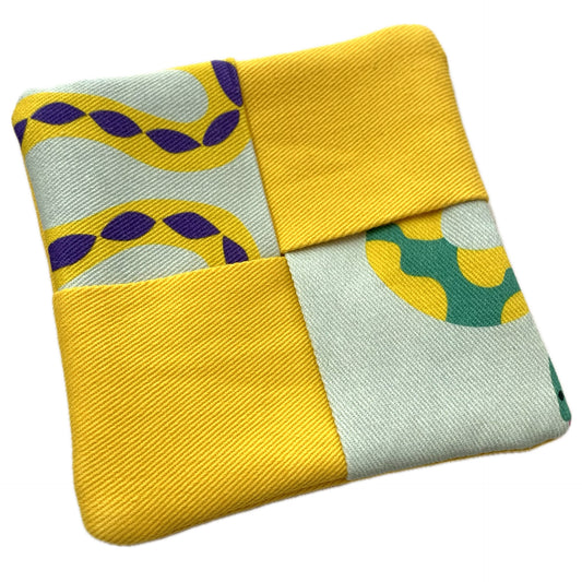 MUMMA WHOOPEE- SINGLE WINE GLASS SLIPPER/COASTERS- Funky Snakes with Yellow