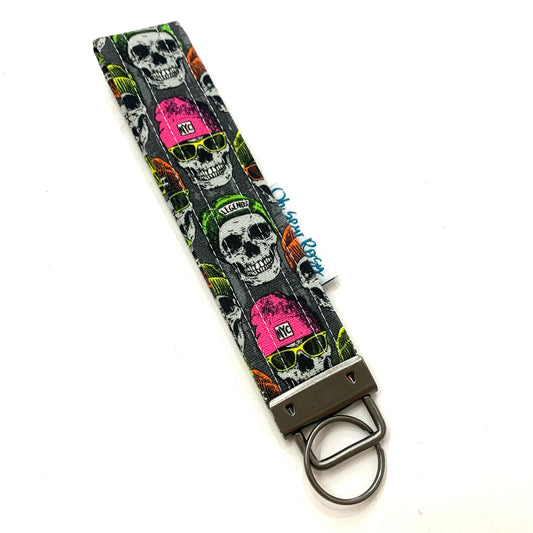 OH SEW ROSY: KEY FOBS/WRISTLET- SKULLS
