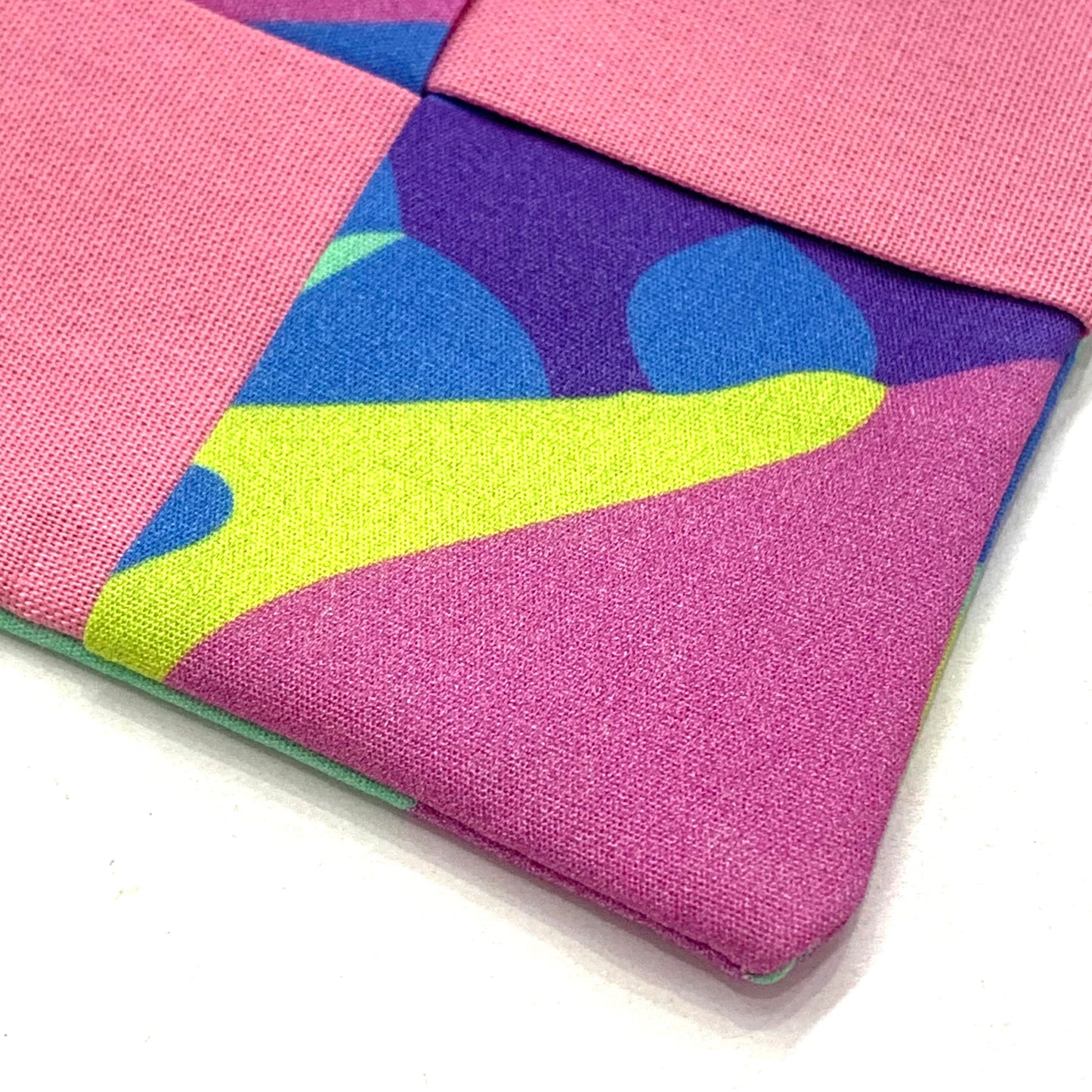 MUMMA WHOOPEE- SINGLE WINE GLASS SLIPPER/COASTERS- Reef & Purple