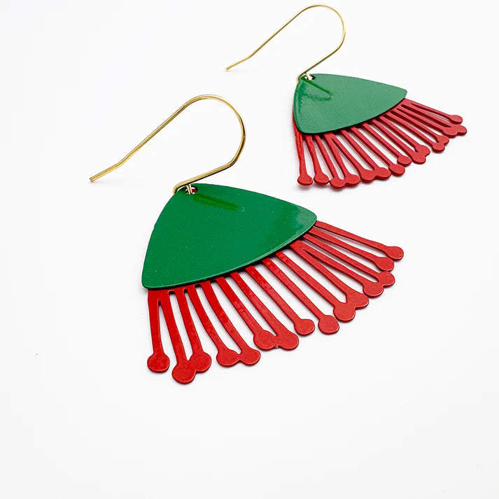 DENZ & CO- Midi Gum Blossom flower earrings in Red/Green - DANGLE EARRINGS