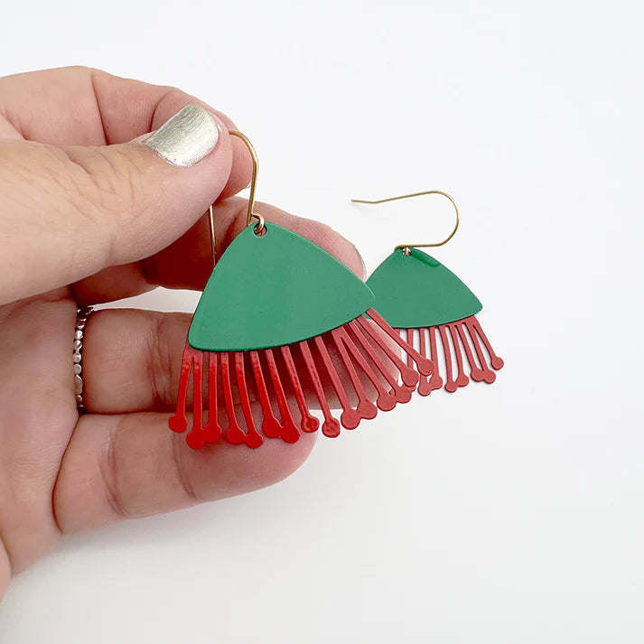 DENZ & CO- Midi Gum Blossom flower earrings in Red/Green - DANGLE EARRINGS