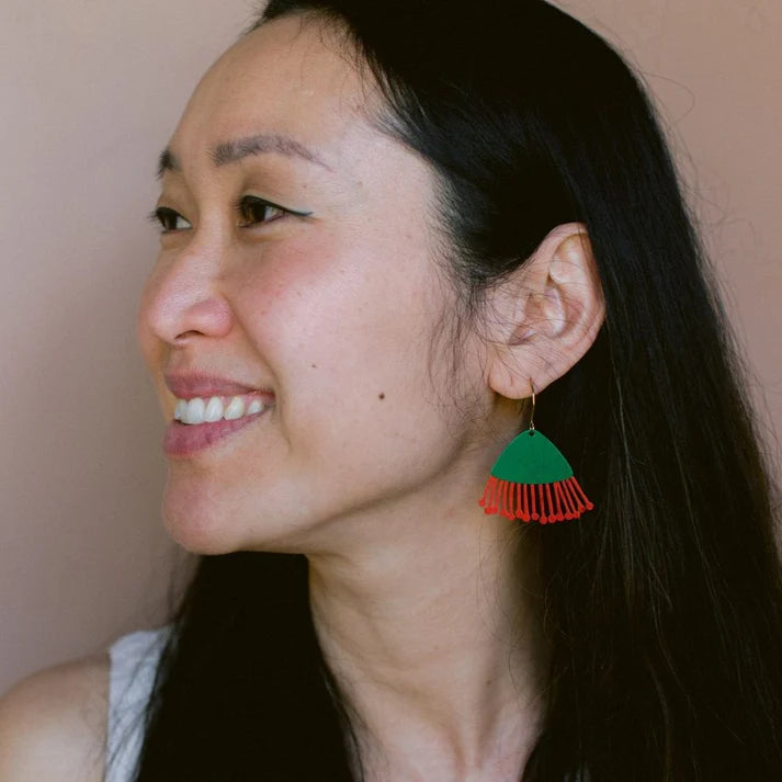DENZ & CO- Midi Gum Blossom flower earrings in Red/Green - DANGLE EARRINGS