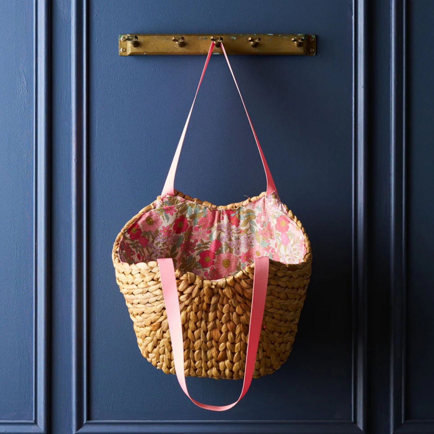 ROBERT GORDON POTTERY - Clarabell Basket - Liberty London