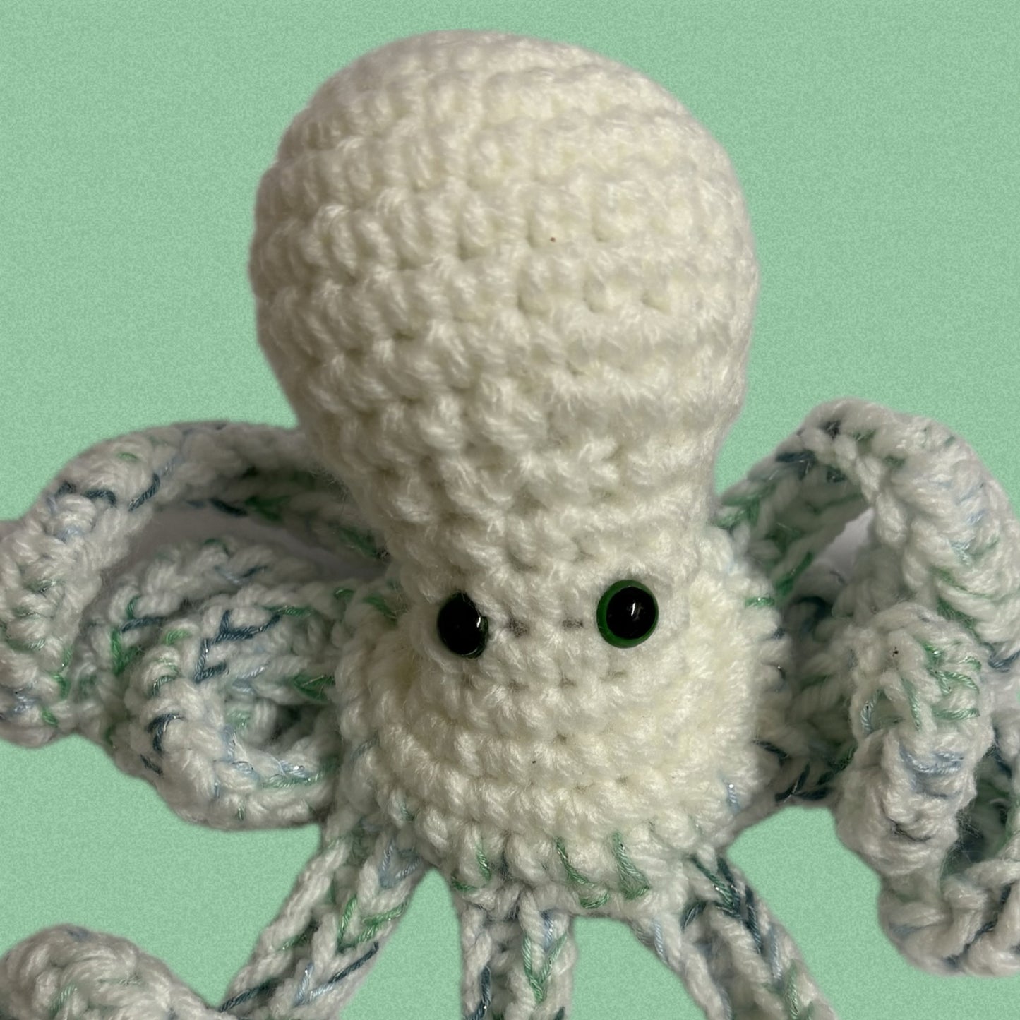 BEAKNITS- CROCHETED OCTOPUS - White with glittery blues