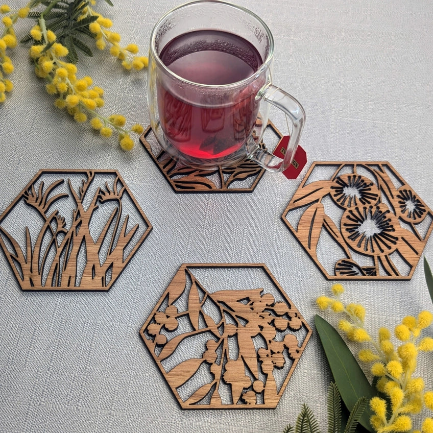 STRAYA ART- Australian Flowers - Wooden Coaster Set