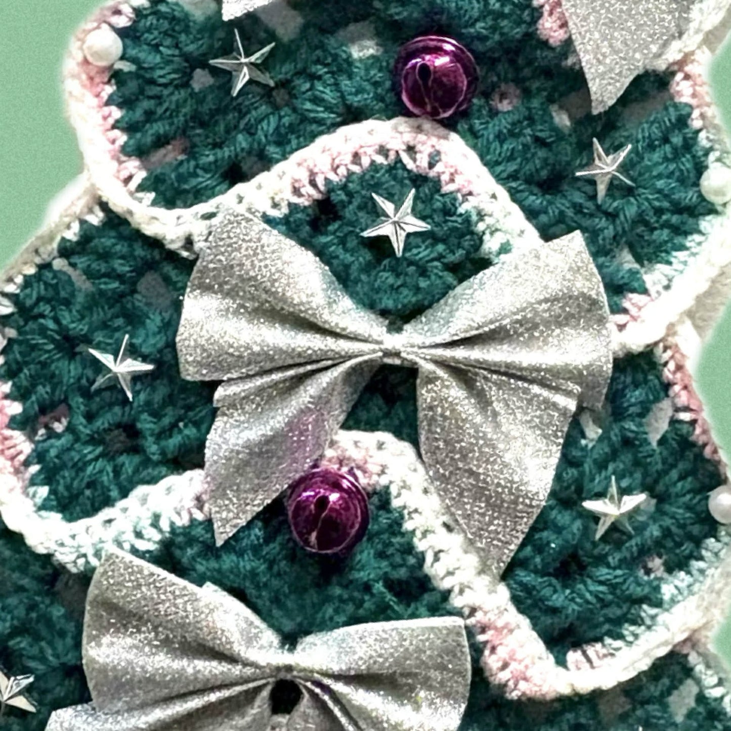 BEAKNITS- "OH CHRISTMAS TREE"- CROCHETED WALL HANGING 4