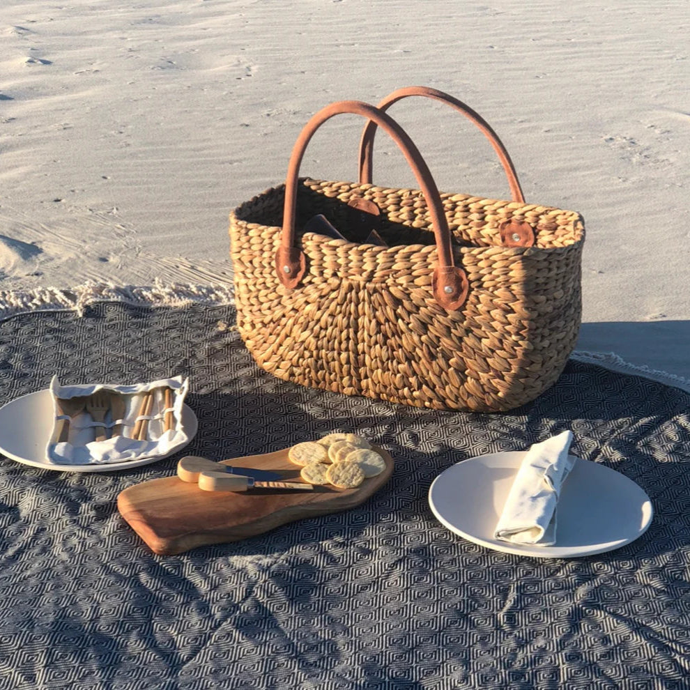 ROBERT GORDON POTTERY - SMALL HARVEST BASKET